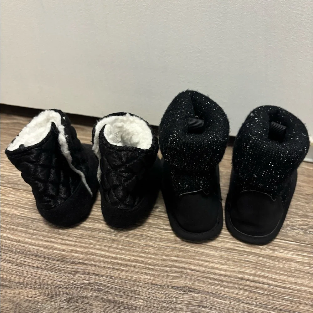 Baby Girl No Brand Black Boots 0-6 Months 2 Pairs
